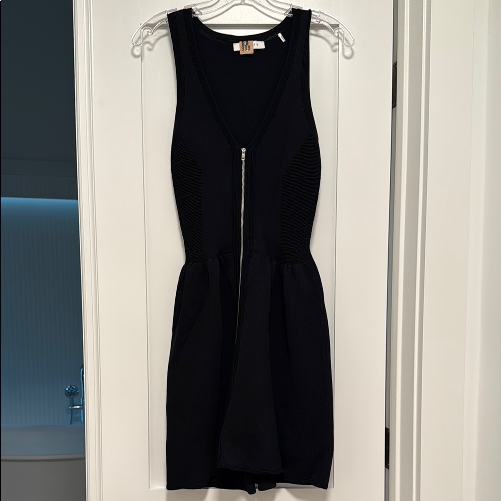 Sandro Elegant Black Sleeveless Dress